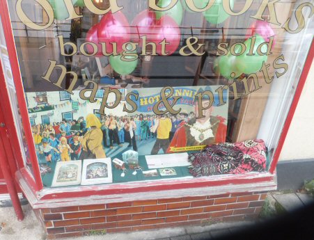 Graham York, Honiton, Shop Front