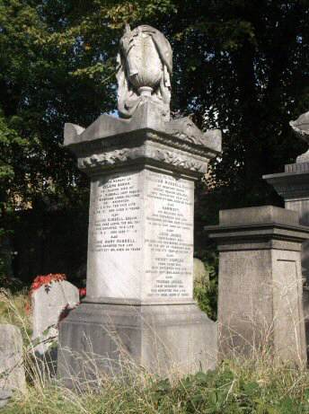 Grave of William and Sarah Russell in Brompton Cemetery